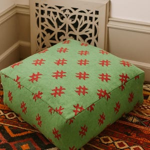 Handmade Moroccan Wool Kilim Pouf: Boho Floor Cushion