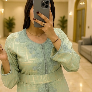 Embroidered Moroccan Caftan: Elegant Party Dress, Ramadan Abaya