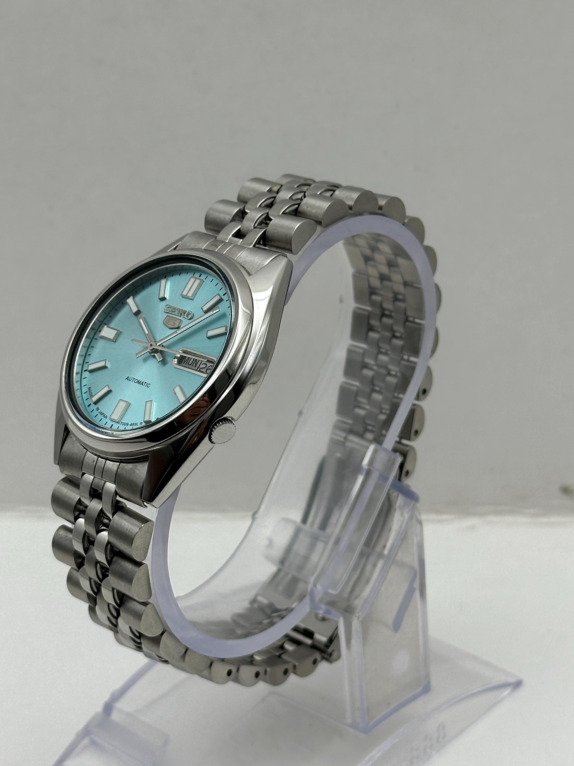 セイコーファイブ Seiko 5 Automatic 7009-3040 Vintage Men's Watch 17 Jewels Light