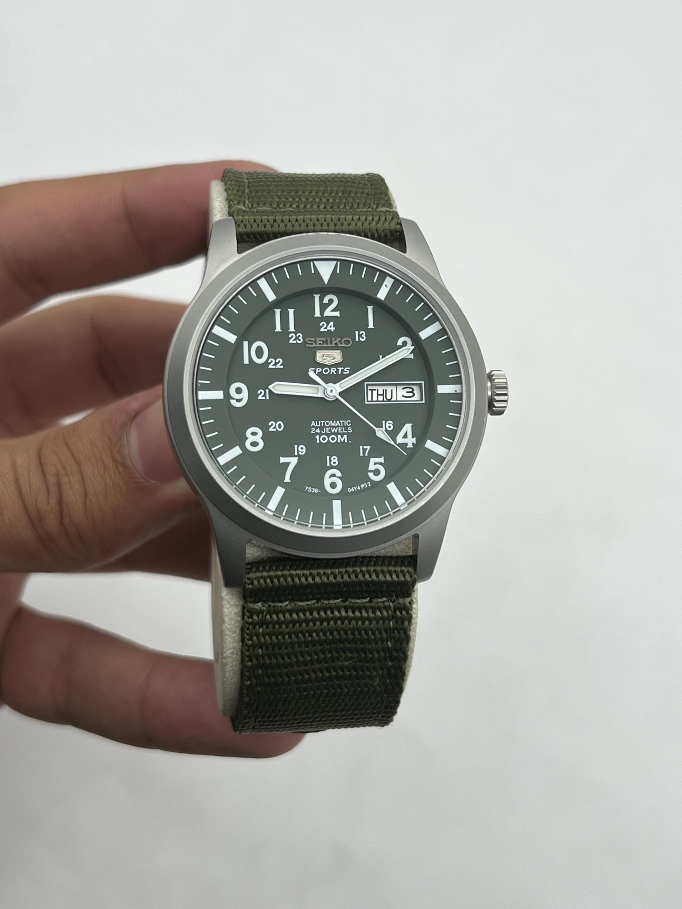 【SEIKO】セイコー5スポーツ SNZG13ミリタリー7s36-03J0 Seiko 5 Sports Automatic Green Dial Field Watch 7S36-03J0 Men's