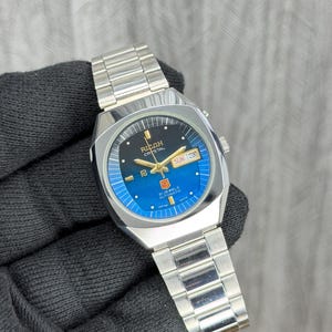Vintage Ricoh Automatic Day-Date Men's Watch – Blue Dial Stainless Steel (1970s)