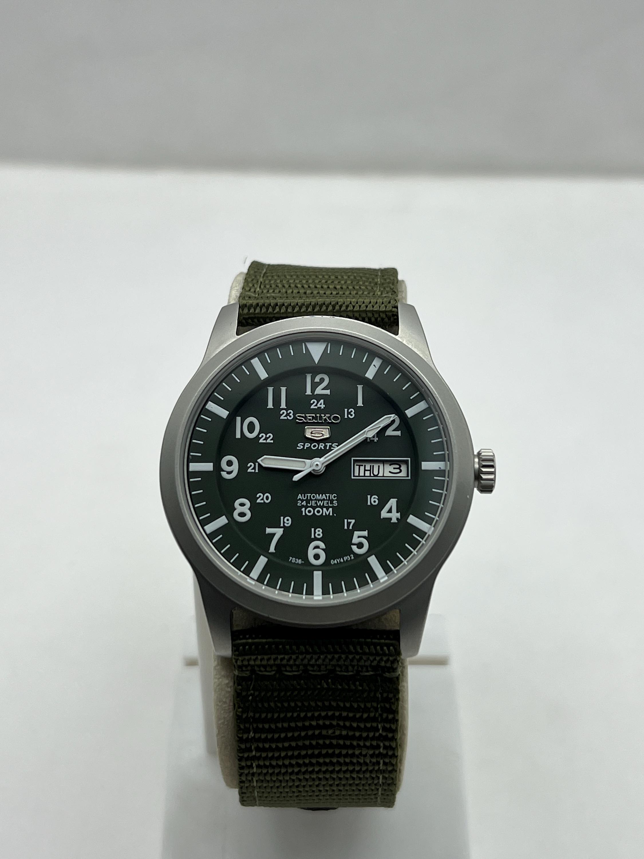 Seiko 5 Sports Automatic Green Dial Field Watch 7S36-03J0 Men's