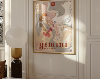 Puede incluir: Una impresión artística enmarcada con un diseño del signo zodiacal de Géminis. La obra de arte tiene una paleta de colores suaves con un fondo abstracto y fluido. La palabra "Gemini" está escrita en una fuente estilizada, con las fechas "21 de mayo - 20 de junio" debajo.