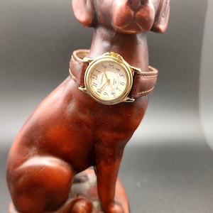 Vintage Women&#39;s Timex Carriage Quartz Watch with Original Band.