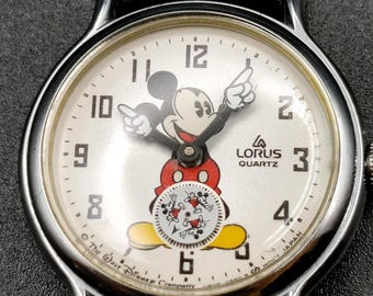Vintage Lorus Mickey Mouse Watch: Spinning Hands, Original Case