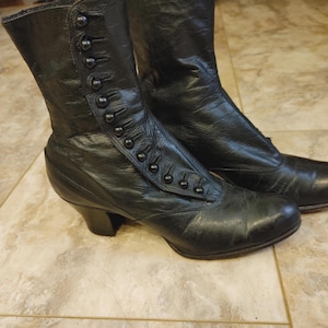 Antique Victorian Button ankle length black leather boots