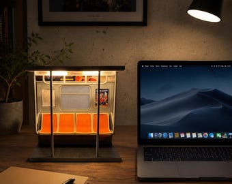 New York Subway Train Lamp | NYC Subway Lamp 3D Printed – Travel Lover Gift, Office Night Light, Mini Metro Car, Desk Decor New York