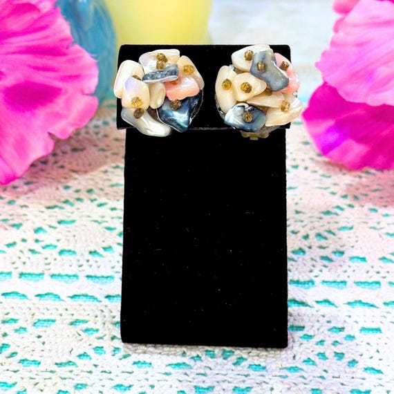 Iridescent Seashell Cluster Clip-On Earrings: Vin… - image 3