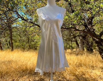 Vintage | Embellished Ivory Satin Chemise