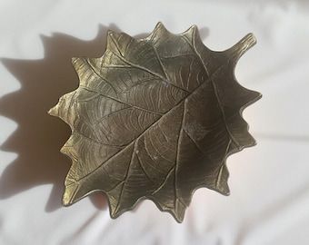 ヴィンテージ真鍮リーフディッシュ：MCMの小物入れ/キャンディボウル