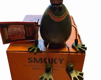 Duftl Mannchen tedesco con figura di fumatore di incenso Kathe Wohlfahrt Smoky Frog nuovo