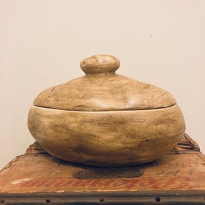 Vintage Atlantic Mold Ceramic Potato Serving Dish With Lid