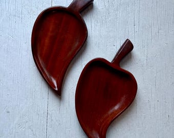 Paar mahoniehouten trinketschalen uit het midden van de eeuw