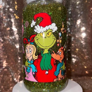 Grinchmas Snow Globe Cup – Featuring The Grinch, Cindy Lou, Max & Christmas Goodies