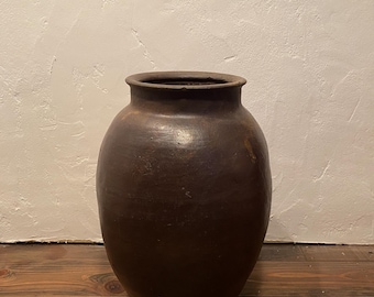 唐津伝統の日本のアンティーク陶器の花瓶、江戸時代後期から明治時代