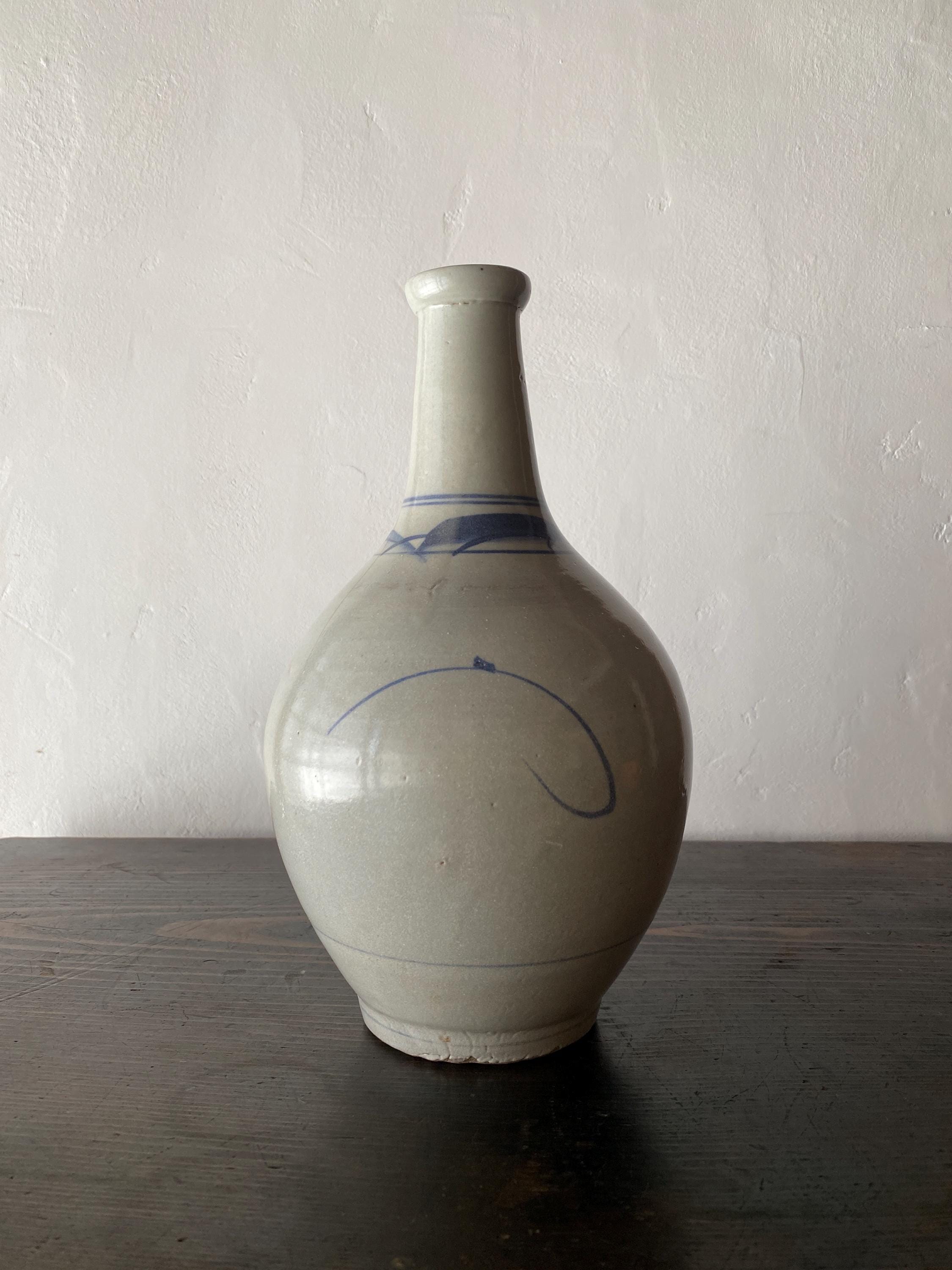 アンティーク伊万里藍花瓶｜徳利風花瓶｜わびさび陶器 - Etsy