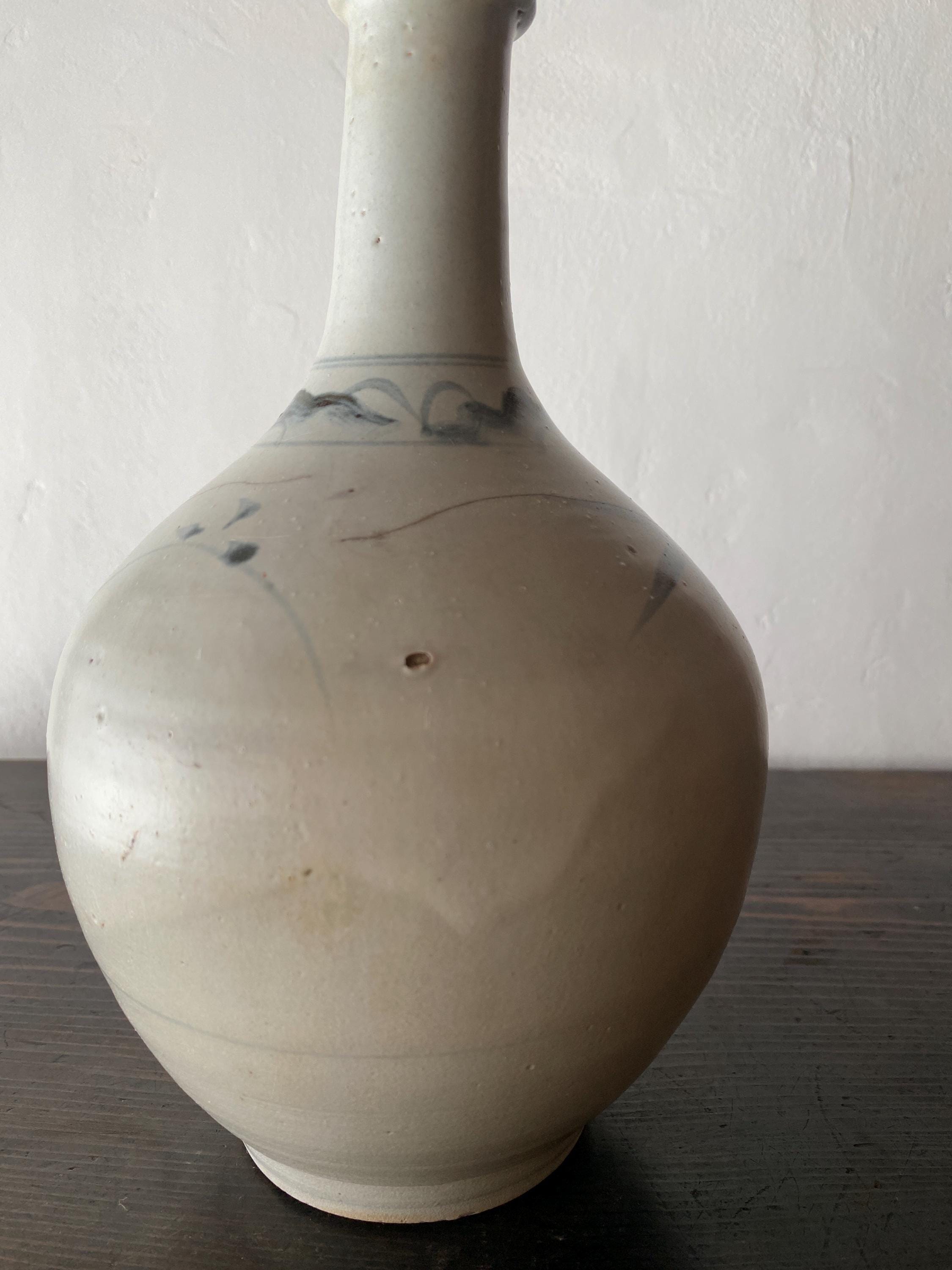 古唐津焼　青褐色の広口花瓶 日本のアンティーク伊万里花瓶 | 藍色の花瓶 | 素朴な侘び寂びの陶器