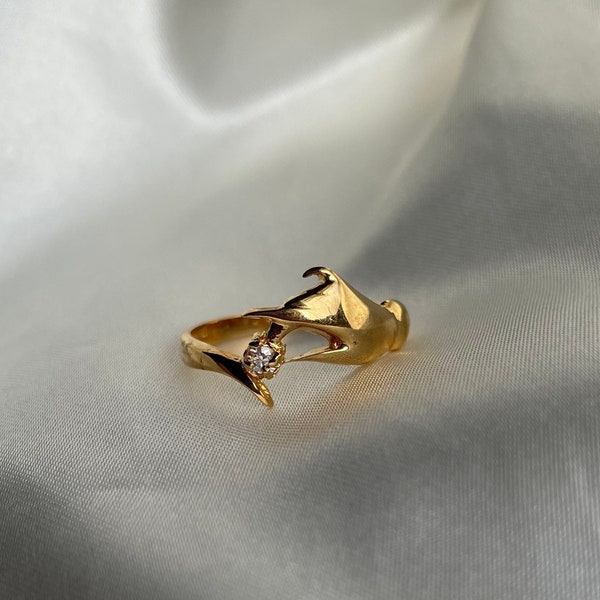 Vintage Gold Plated Rhinestone Hand Ring, Vintage Cocktail Ring, Size 6