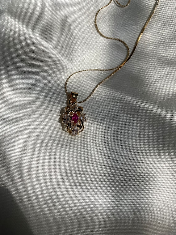 Vintage Gold Plated Pink Rhinestone Flower Neckla… - image 3