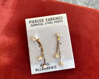 Vintage Gold Tone Rhinestone Dangle Earrings
