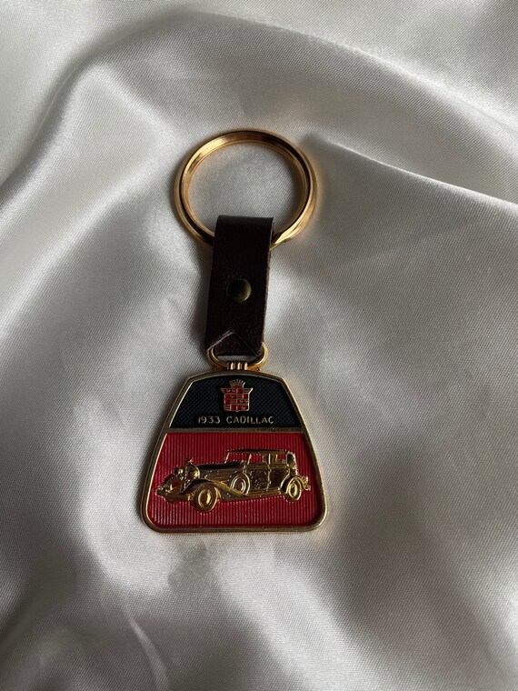 Single Sided Leather Keychain Cadillac GM General Motors