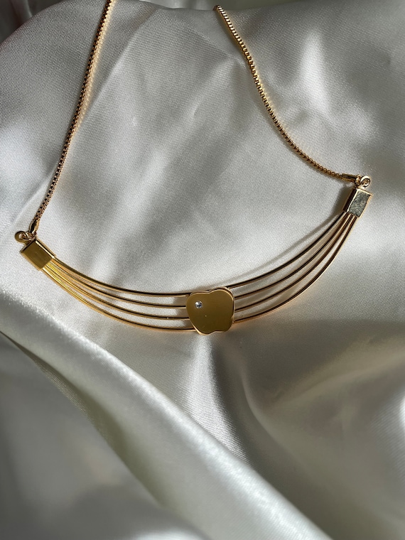 Vintage Gold Tone Apple Necklace