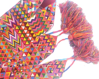 Cinturón de algodón tejido vintage rojo único hecho a mano en Guatemala, CINTA de Aguacatán