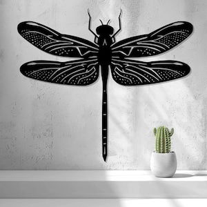Minimalist Dragonfly Wall Art: Nature-Inspired Home Decor