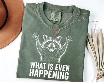 Comfort Colors What Is Even Happening Raccoon Shirt, Funny Confused Raccoon Tee, Retro Sunset Animal Humor T-Shirt, Sarcastic Gift