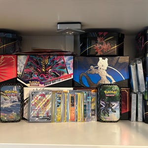 Pokémon Mystery Pack – Boosterkaarten | Duits, Japans en Engels | TCG Surprise Box voor verzamelaars