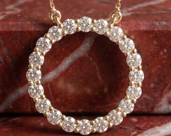 Luxury Round Diamond Circle Halo Pendant Gift for her