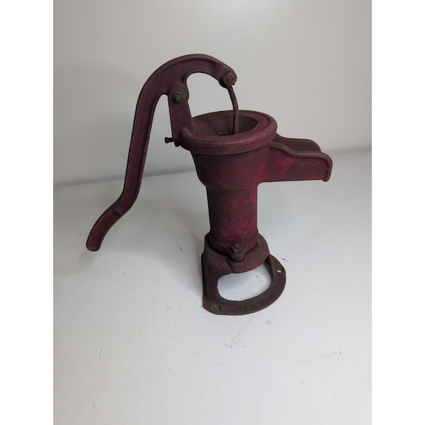 Antique Cast Iron Red Jacket Well Pump: 2A, Hand Pitcher Pump Vintage