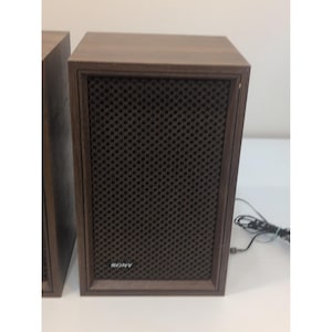 Altavoces Sony vintage de madera de los años 70, 2 gabinetes marrones, estéreo doméstico, para colgar en la pared. imagen 3