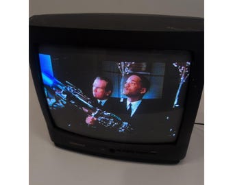 Magnavox MT1905B101 19" Color CRT TV Retro Gaming Vintage TV Television