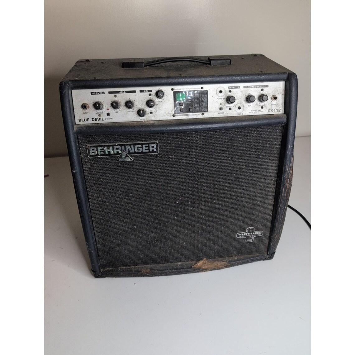 Behringer GX112 Blue Devil Guitar Amp 60 Watts! 1x12 Combo Amp Built In Effects, foto 1 di 5