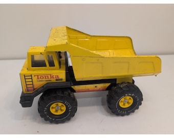 Tonka Turbo Diesel XMB-975 Metall Kipplaster 17 "Vintage Stahl Gelb Spielzeug