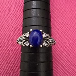 Beautiful Vintage Lapis Lazuli Ring  Size 9  925 Sterling Silver FREE U.S. Shipping