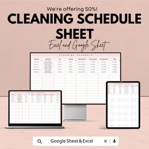 Può includere: Un foglio di pianificazione della pulizia digitale visualizzato su un laptop, un monitor desktop e un tablet. Il testo "CLEANING SCHEDULE SHEET Excel and Google Sheet" è visibile. Lo sfondo è di colore rosa chiaro.