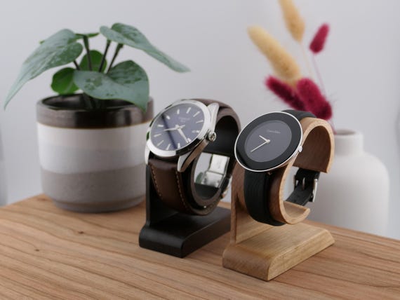 Support de montre en bois artisanal – Présentoir minimaliste pour montre