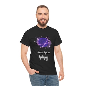 Camiseta de concienciación sobre la epilepsia galáctica, camiseta de epilepsia espacial, camiseta unisex de algodón, camiseta de nebulosa con lazo de concienciación, camiseta con lazo morado, trastorno convulsivo