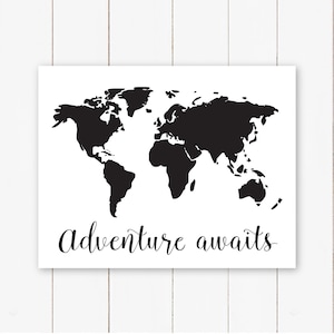 L'aventure vous attend pour chambre d'enfant, impression carte du monde ou toile, signe au-dessus du lit de bébé, décoration murale de voyage personnalisée, petit garçon, fille, chambre, salle de jeux, art