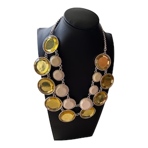 Bold Yellow Resin Disc Statement Necklace – Chunky Geometric Bib Fashion Jewelry