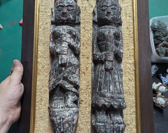 ネパール産の、中央に孔雀があり、側面に龍が囲んでいる、美しく