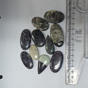10pcs Kammererite Cabochons