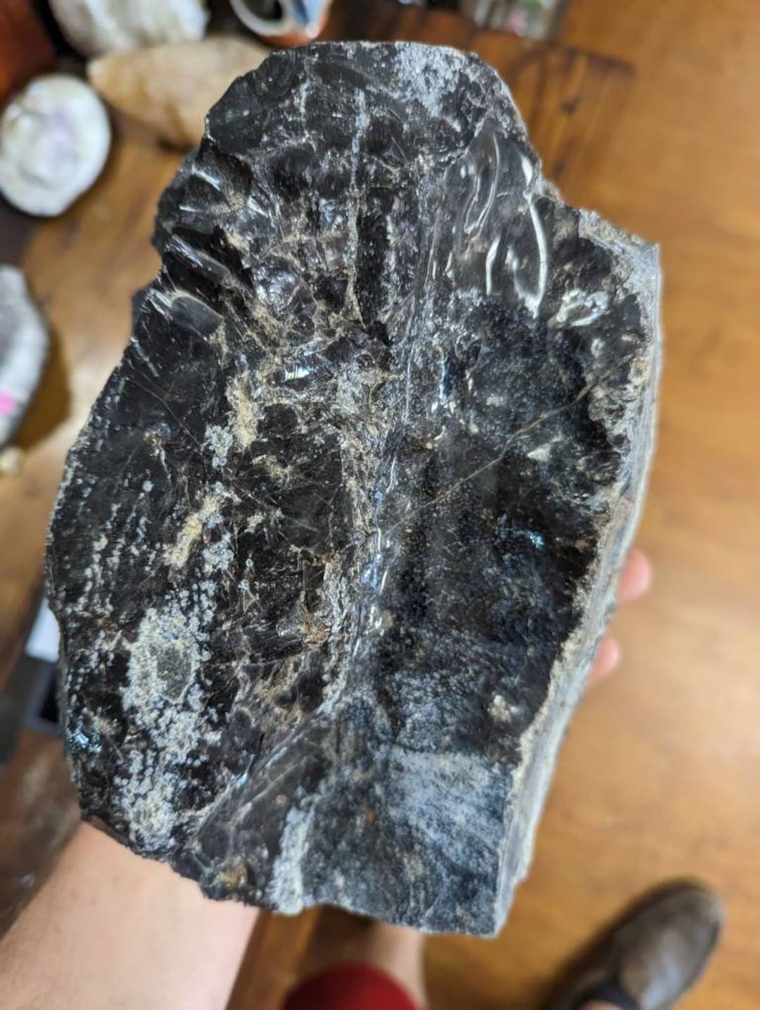 大きな人面石　アッダーストーン　水石　天然石　骸骨石 大きな人面石 アッダーストーン 水石 天然石 骸骨石