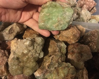 Lot De 10 Perles De Pierre Phrénite - Chips, Rocailles, Bâtonnets 12-25mm