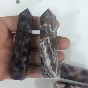 シェブロンアメジスト、研磨石クリスタルタワー 3-4 インチ