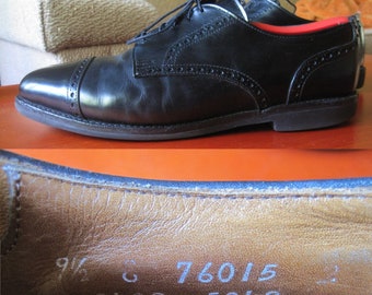 Mens Allen Edmonds 9.5 E (US) Dress Shoes, Black AE Rubber Sole Cap Toe Oxfords