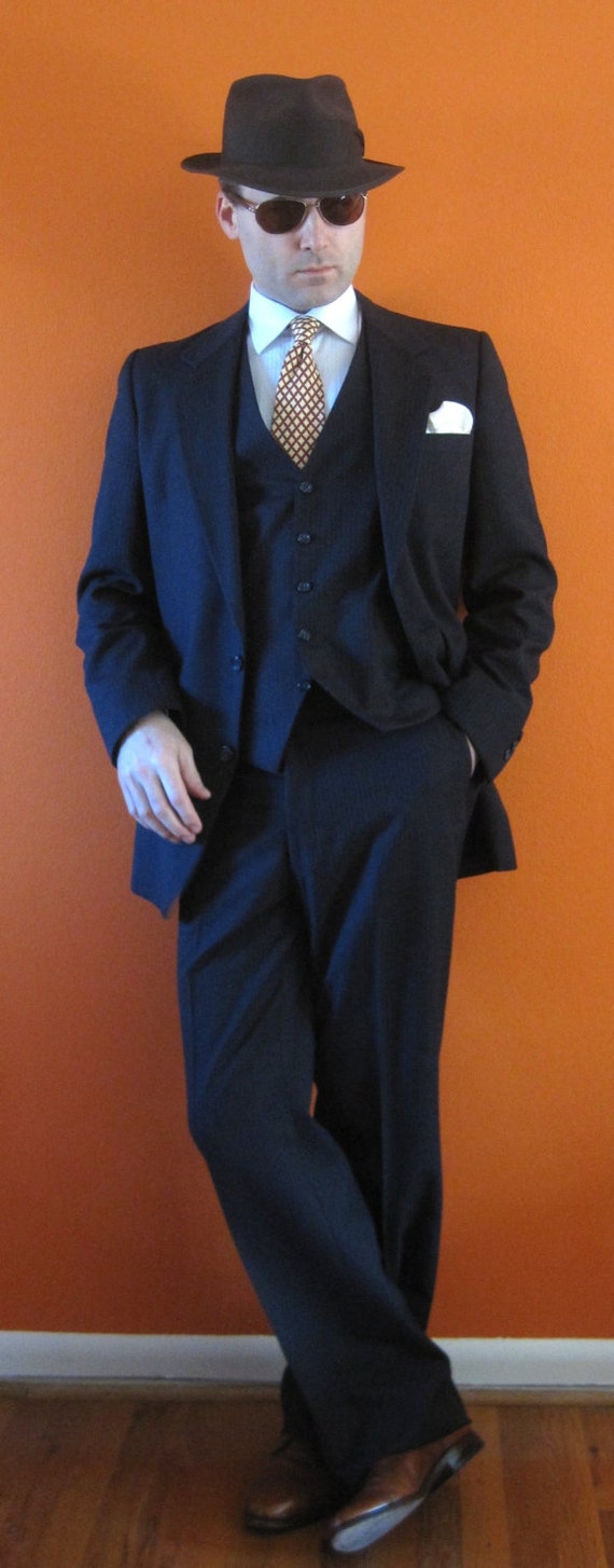Three Piece Suit sz 42L