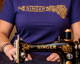Vintage T-shirt met sticker voor zanger | Naaimachine-T-shirt voor naaisters